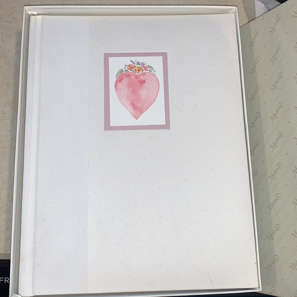 Wedding & Beyond Memories Album Watercolor Heart Linen Binding 8.5 x 11 pages